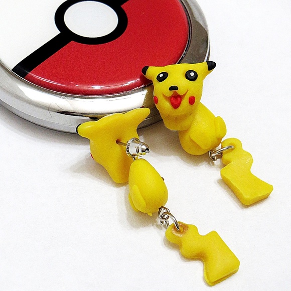 Pokemon Accessory Bundle - Picture 3 of 5